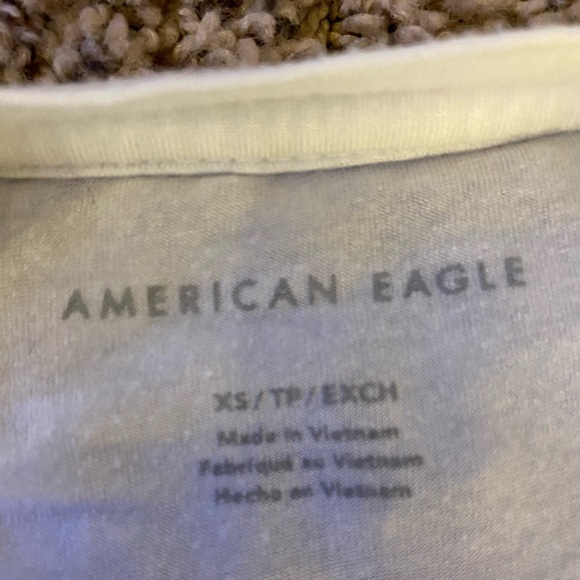 White cropped shirt - Picture 2 of 2